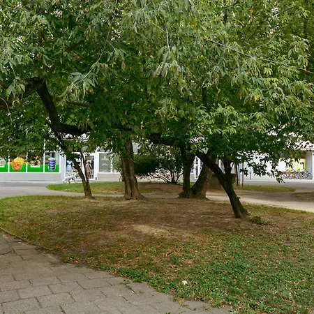 Chlodna 11 - 6 Os Apartament - Better Rental Warszawa Zewnętrze zdjęcie