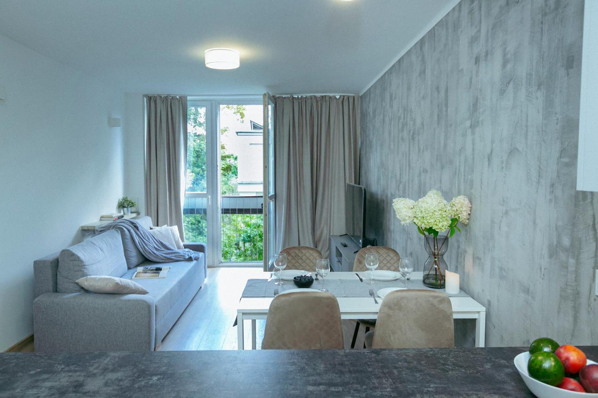 Chlodna 11 - 6 Os - Better Apartment *